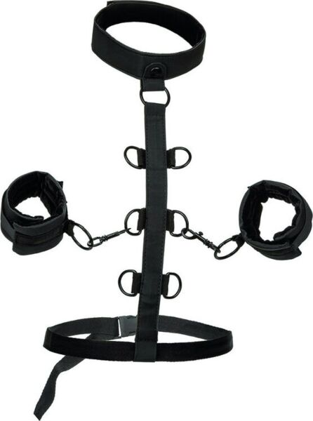 Bondagekitet CalExotics Boundless Collar med halsband, handbojor och remmar
