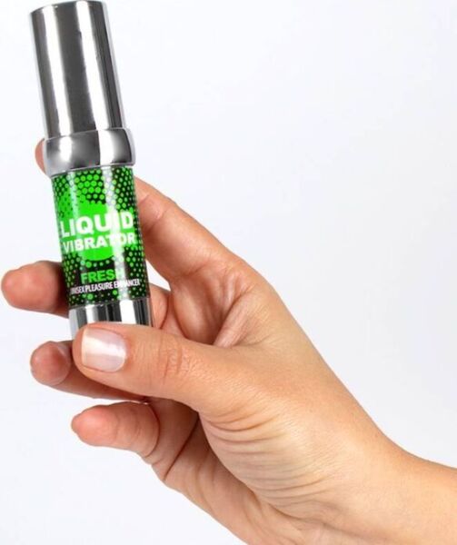Flaska med 15 ml av intimgeln Secret Play Fresh
