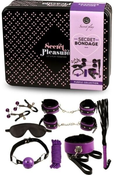 Bondageset Secret Play med piska, handbojor, kulmunkavle, rep, ögonbindel, halsband och nippelklämmor, allt i svart