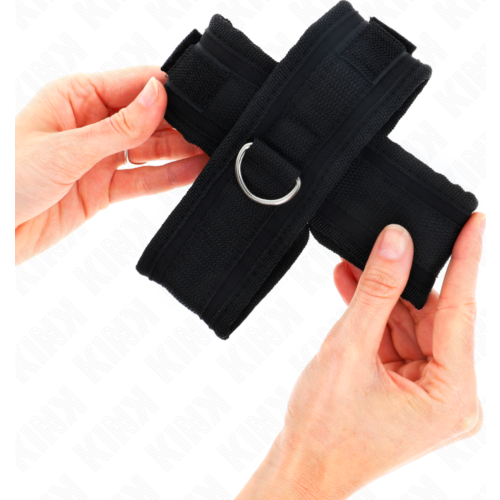 Handbojor KINK Cross Cuffs